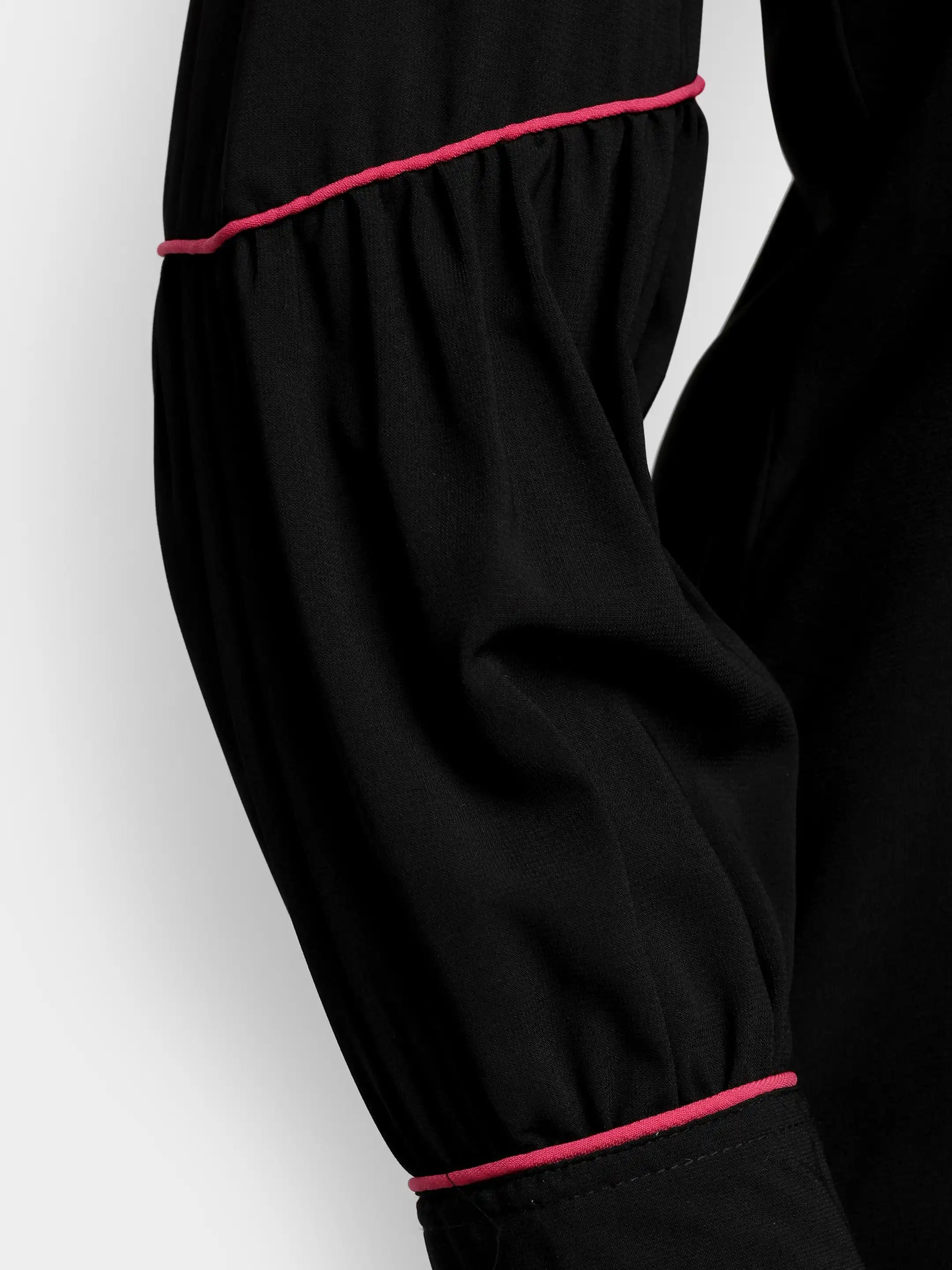 Straight-Hem Pleat Shirt - Black