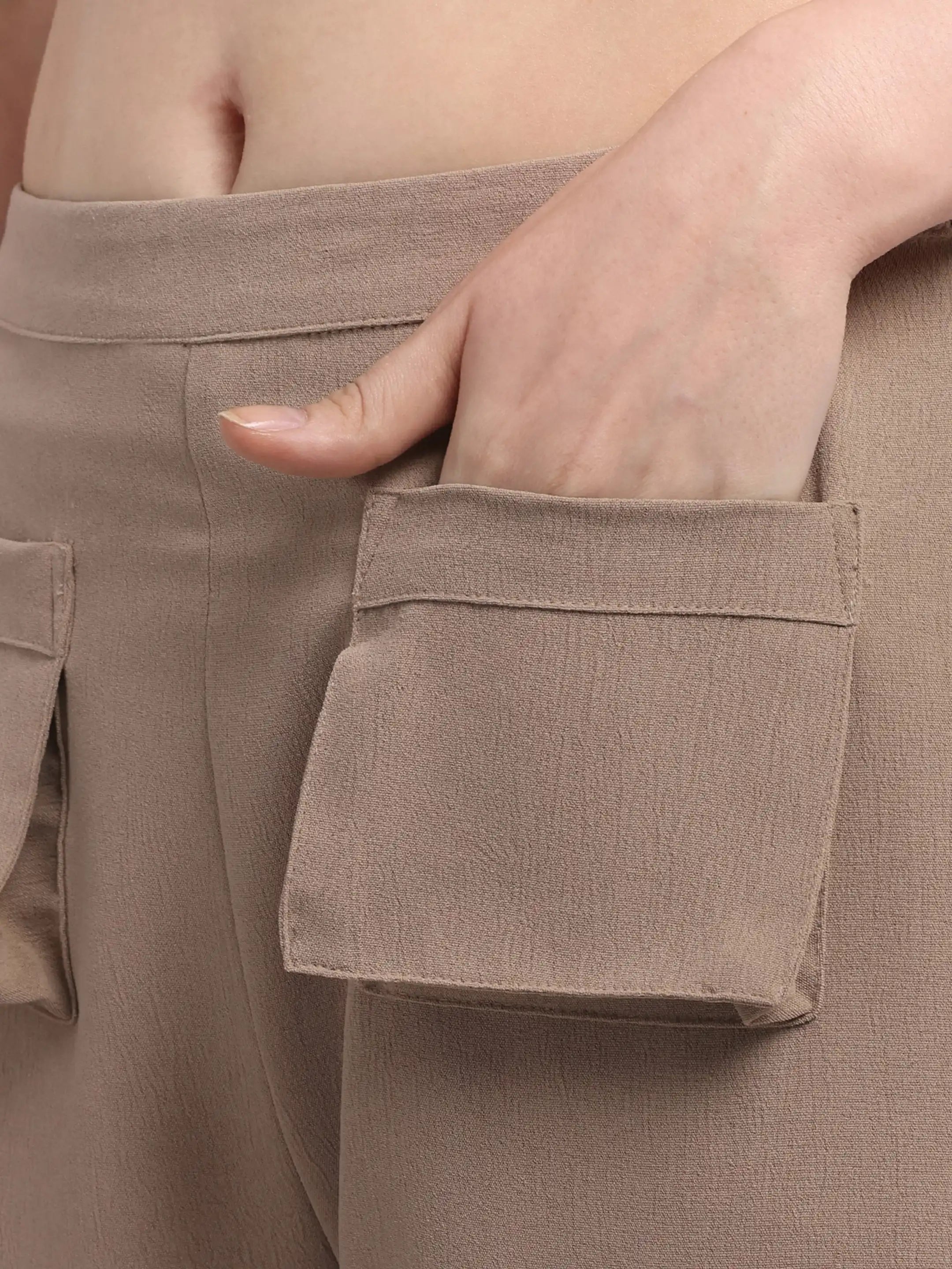 Detailed Bow Co-ord - Beige