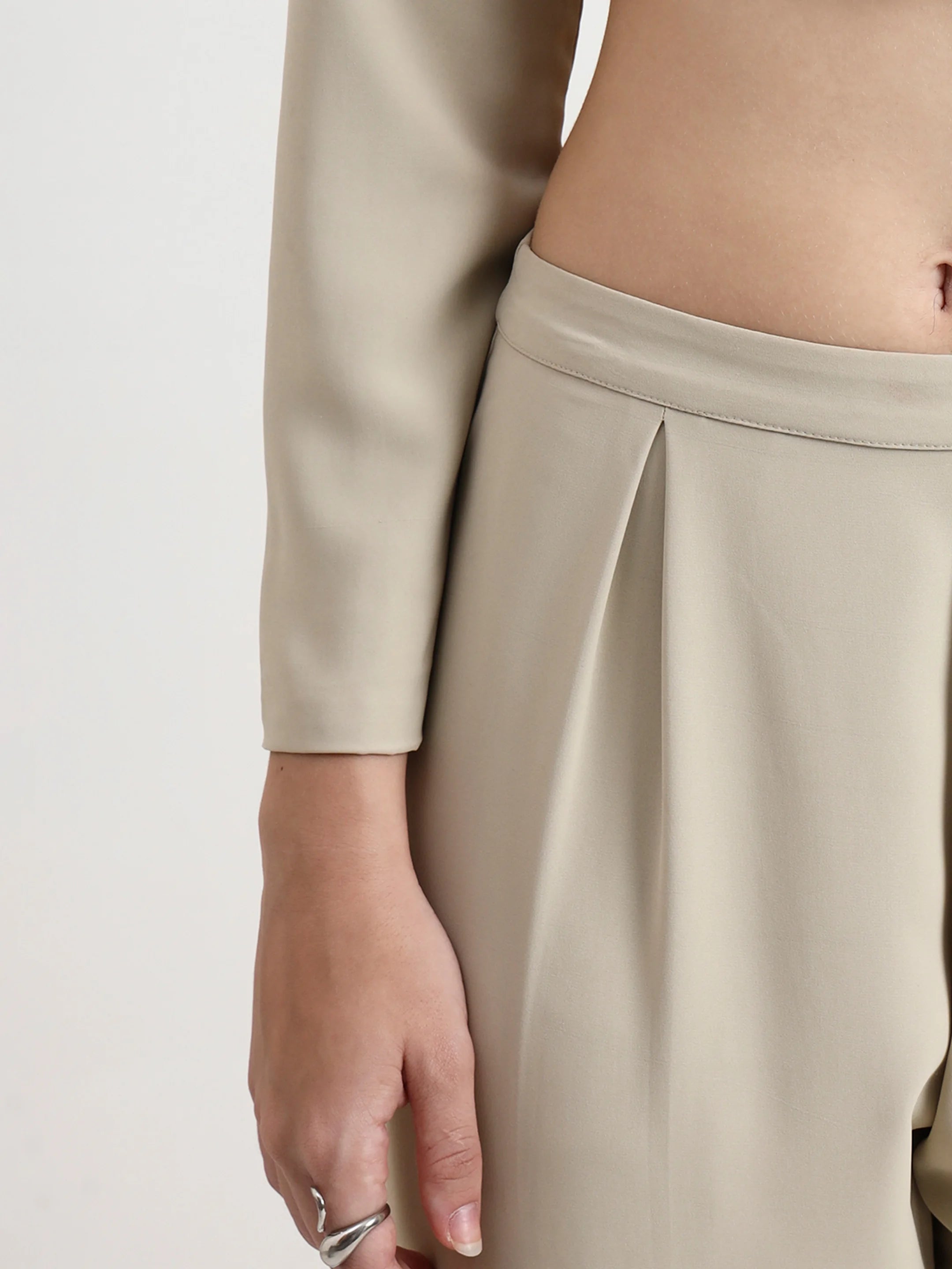 Pleated Suit Trousers - Chalk Beige