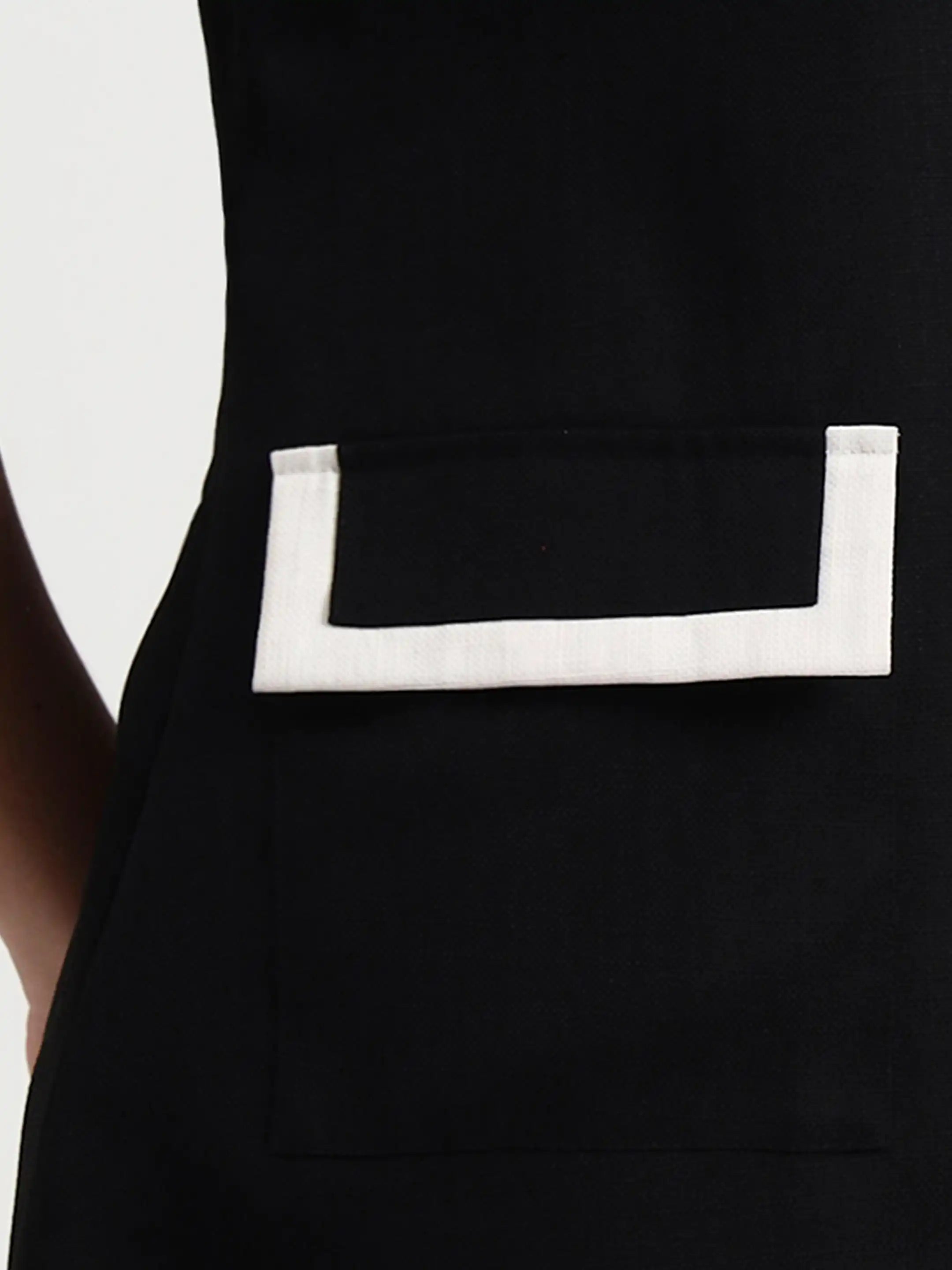 Trim-Detail Blazer Set - Black White